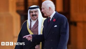 Bahrain activists criticise UK over King Hamad's honorary knighthood