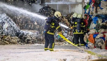 Batterien im Müll: Hilfe, der Abfall brennt!