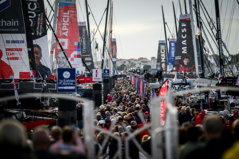 "Beaucoup d'émotions": Quatre ans après le Covid, le Vendée Globe retrouve son public