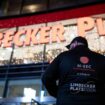 Wurde am Abend wegen eines Blindgänger-Fundes geräumt: Das Einkaufszentrum Limbecker Platz Foto: Fabian Strauch/dpa