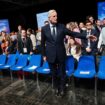 Budget 2025 : Michel Barnier sous pression des macronistes et du patronat pour revoir sa copie