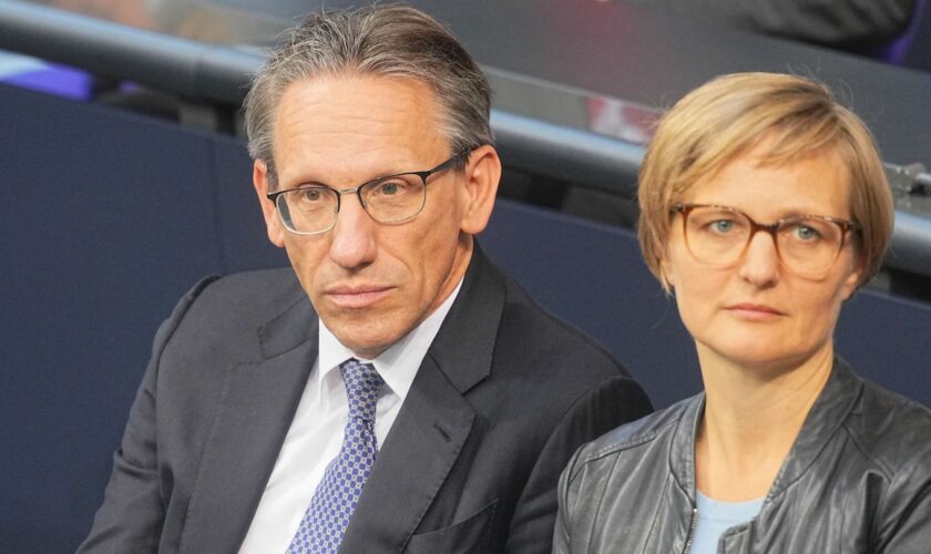 Nach der Regierungserklärung sprach Jörg Kukies erstmals als Finanzminister im Bundestag. Foto: Michael Kappeler/dpa