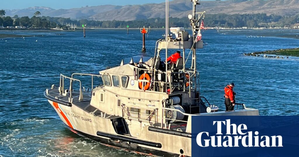 California officials suspend search for four missing boaters