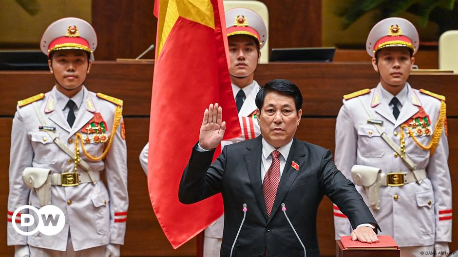 Can Vietnam's new president end months of turmoil?