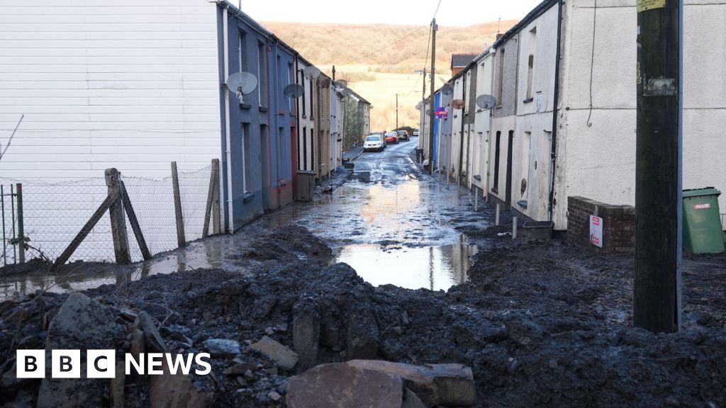 Collapsed coal tip led to 'frightening' landslip