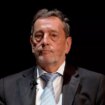 David Blunkett falls into Tube station gap as blind ex-Home Secretary in 'enormous pain'