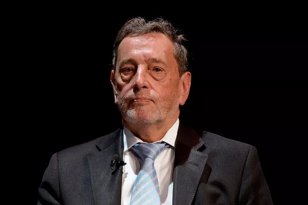 David Blunkett falls into Tube station gap as blind ex-Home Secretary in 'enormous pain'