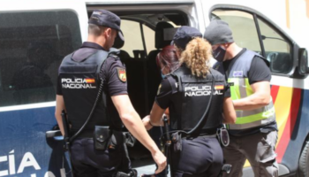 Detenida una mujer en Tenerife por estafar 10.000 euros alquilando falsas viviendas