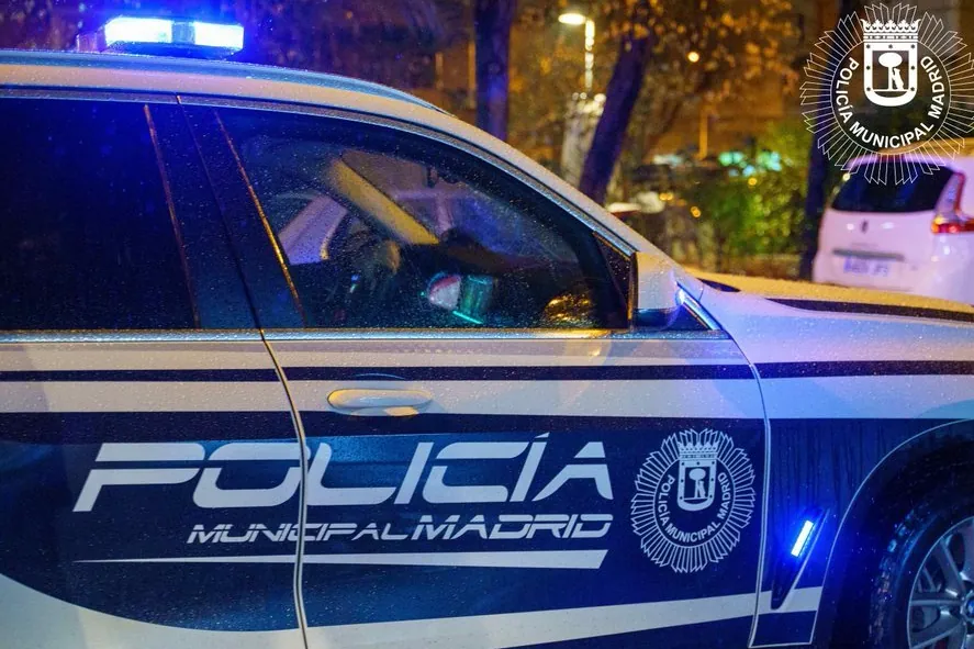 Detenidos dos menores por agredir sexualmente a una chica de 16 años en Usera y burlarse  luego de ella