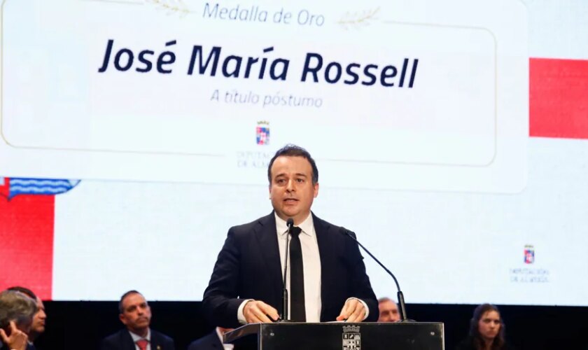 Día de la Provincia de Almería: la Diputación entrega la Medalla de Oro a título póstumo para José María Rossell