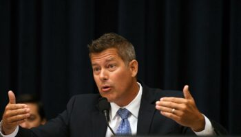 Donald Trump nomme Sean Duffy, ancien élu du Congrès et présentateur de Fox Business, aux transports