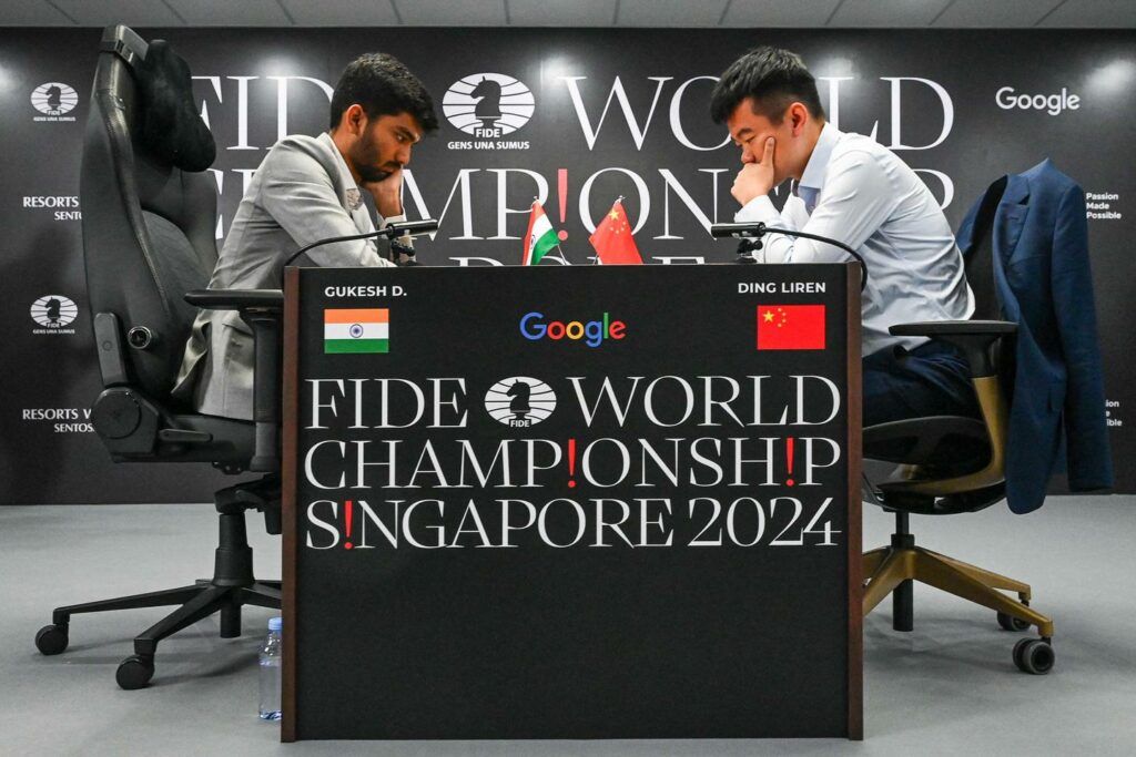 Echecs : victoire de Ding Liren contre Gukesh Dommaraju dans l’acte 1 du championnat du monde