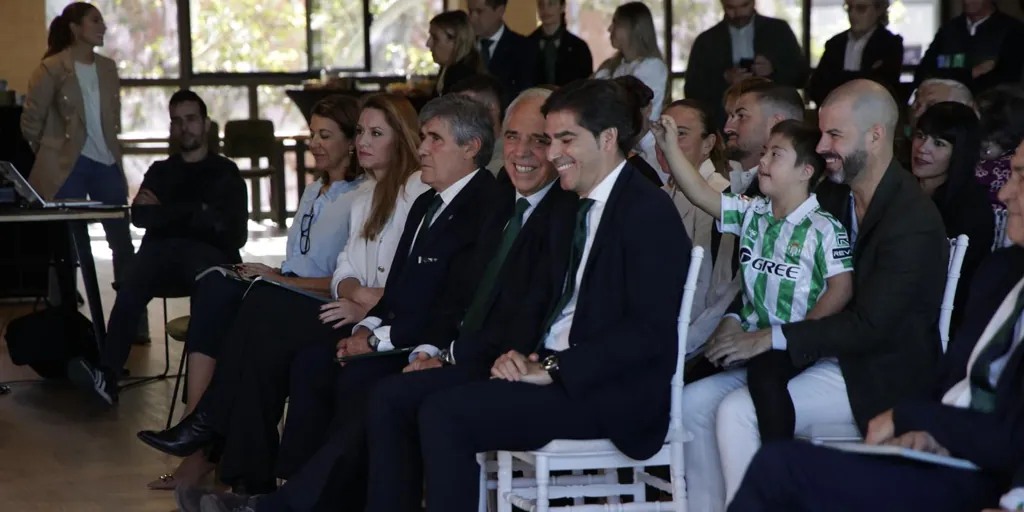 El Betis abre la vía de no hacer fichajes en enero