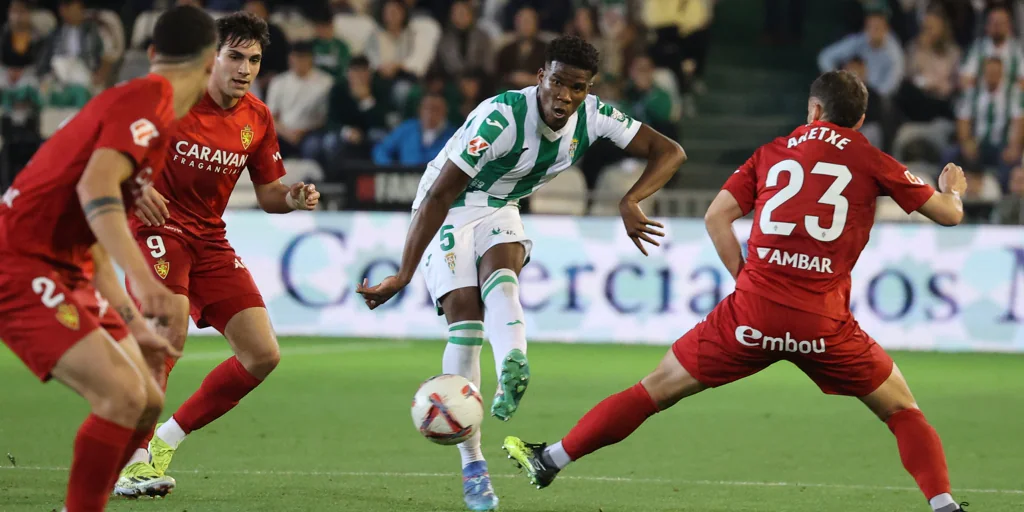 El Córdoba CF se queda sin red para visitar Almería y Gijón en la misma semana