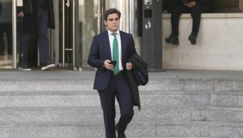 El juez Peinado imputa al ex consejero madrileño Juan José Güemes en el 'caso Begoña'