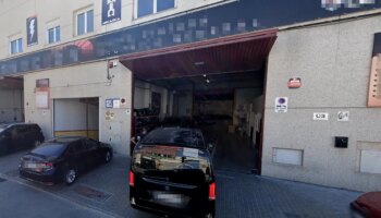 El opaco emporio de VTC de la familia del policía corrupto de los 20 millones: empresas camufladas y más de 100 coches requisados por la Policía