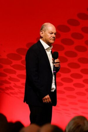 Élections en Allemagne: Olaf Scholz, «le candidat endommagé» du SPD