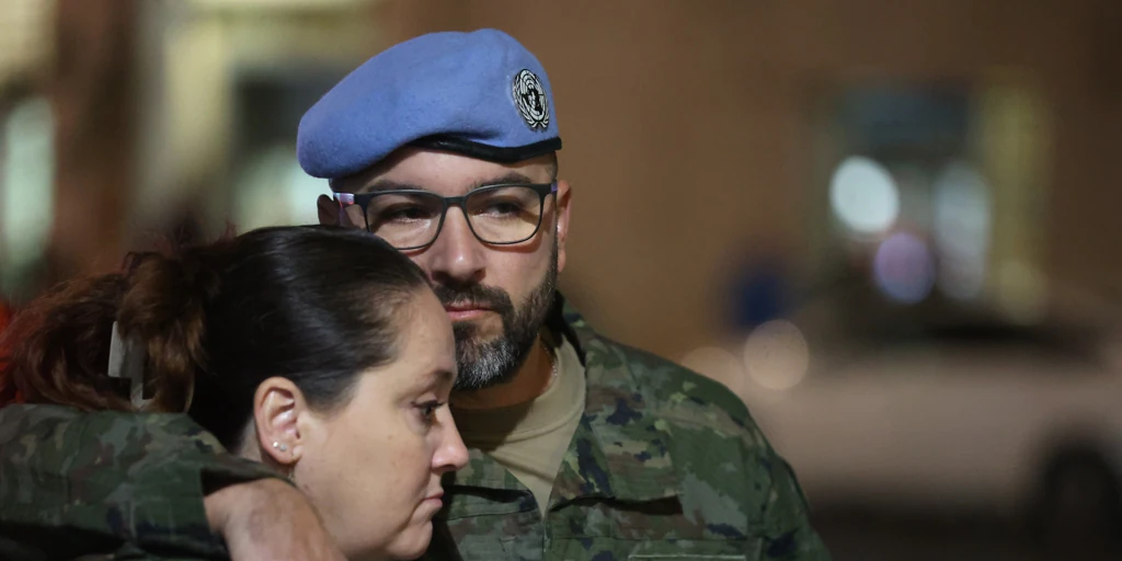 Emoción a raudales en el último adiós a los soldados de Cerro Muriano en su viaje a Líbano