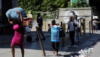 En Haïti, les violences des gangs ont entraîné le déplacement de plus de 40 000 personnes en dix jours à Port-au-Prince, selon l’ONU