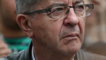 En cas d’élection présidentielle anticipée, Mélenchon propose «une candidature commune»