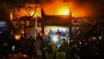 En direct, guerre au Proche-Orient : le Liban annonce la fermeture des écoles à Beyrouth et ses environs lundi et mardi après un bombardement meurtrier