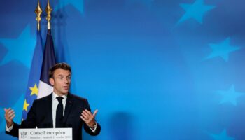 En direct, guerre en Ukraine : Emmanuel Macron réaffirme le soutien de la France à Kiev et dénonce la « logique d’escalade inacceptable » de la Russie