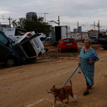 En direct, inondations en Espagne : au moins 158 morts selon le dernier bilan, « des dizaines et des dizaines » de personnes portées disparues