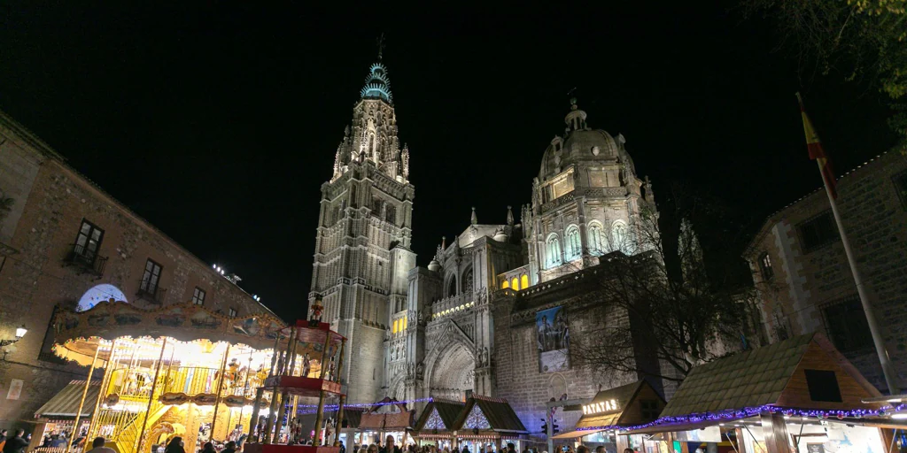 Encendido luces de Navidad Toledo 2024: horario, calles iluminadas, belenes y dónde están los mercadillos