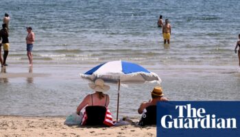 Extreme fire danger warnings for Victoria as heatwave sweeps through south-east Australia