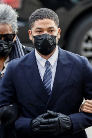 Fausse agression raciste: La condamnation de l'acteur américain Jussie Smollett annulée