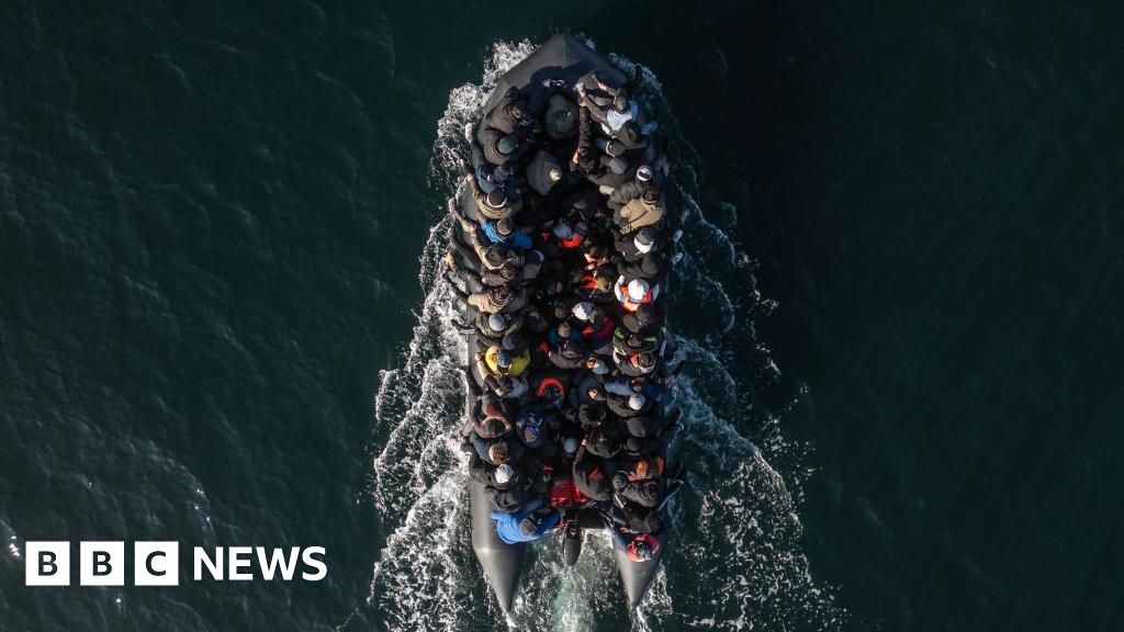 Fifty-one migrants rescued from Channel