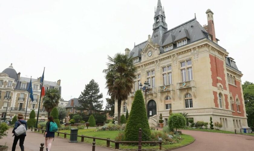 Filature du maire, photos volées, accusations de malversation : ce mystérieux corbeau qui ébranle Le Raincy