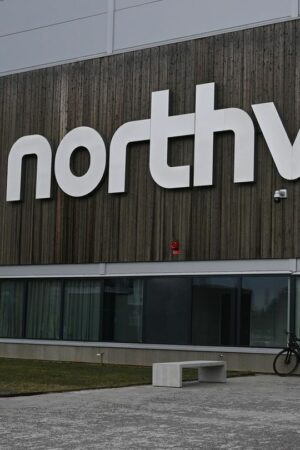 Northvolt ringt seit längerem mit seinen Finanzen. (Archivbild) Foto: Britta Pedersen/dpa