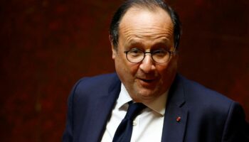 François Hollande se dit «ouvert» pour débattre avec Jean-Luc Mélenchon