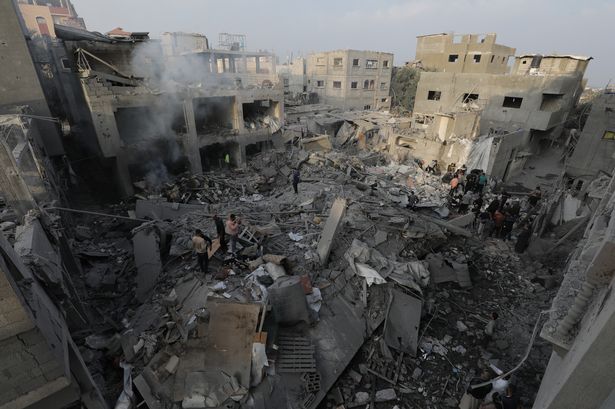 Fresh Israeli airstrikes on Gaza and Lebanon lead to rising death tolls