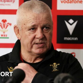 Warren Gatland talks to the media