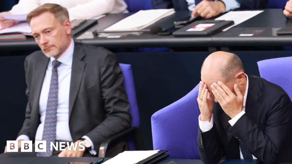 German coalition collapses after Scholz fires key minister