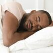 Going to sleep at same time every night can reduce your risk of a stroke