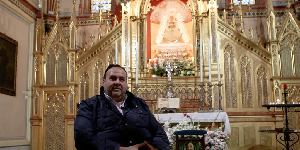 Hermano mayor de Setefilla: «La hermandad no es mejor ni peor, sino diferente por conservar sus tradiciones»