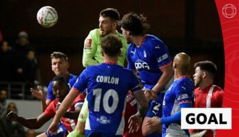 Leyton Orient goalkeeper Josh Keeley scores last-minute header