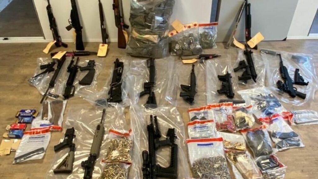 Ile-de-France  : chez les dealers, c’est la course aux armes de guerre