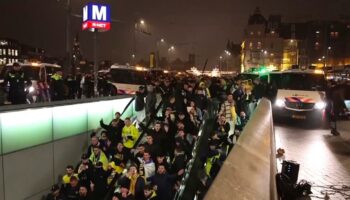 Indignation internationale après les violences à Amsterdam contre les supporteurs israéliens du Maccabi Tel-Aviv