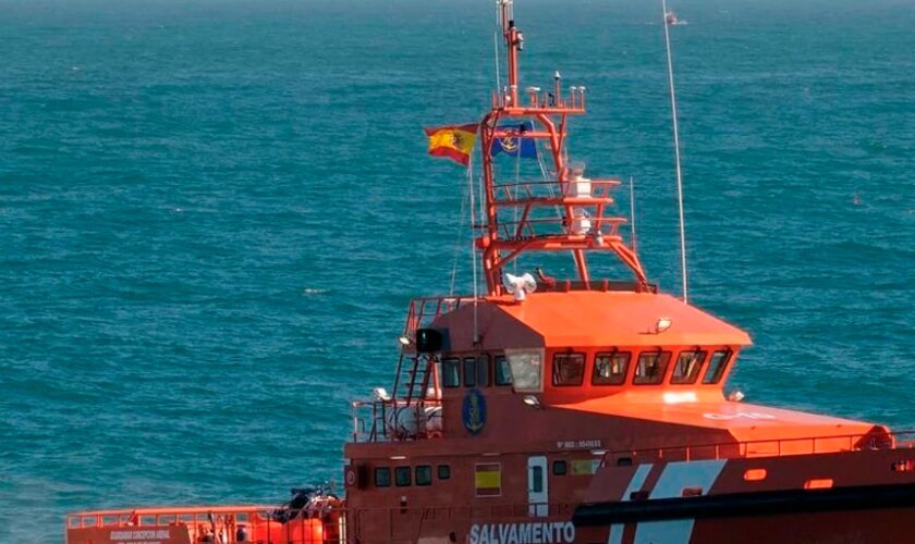 Investigan un vertido tras una colisión entre dos buques en el Estrecho de Gibraltar