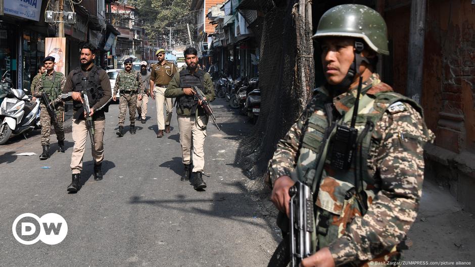 Is India facing a new kind of militancy in Kashmir?