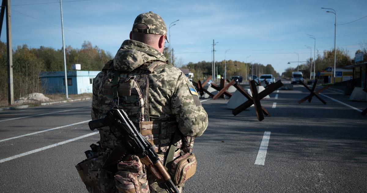 «Je ne peux plus rester vivre là-bas»: le poste-frontière de Domanove, ultime échappatoire pour les Ukrainiens