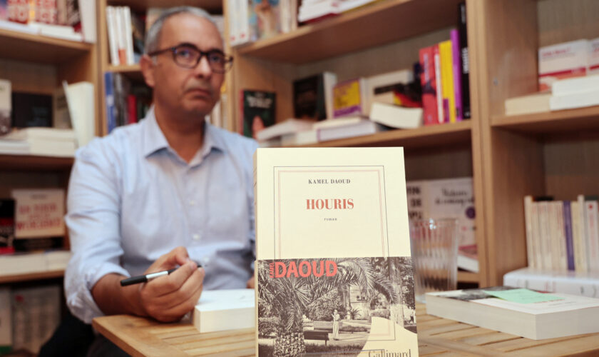 "Je suis plus français que les Français": Le prix Goncourt 2024 attribué à Kamel Daoud pour son roman "Houris"