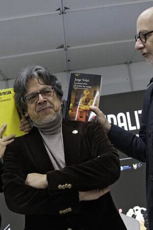 Jorge Volpi y Rodrigo Fresán, protagonistas de una Feria del Libro de Sevilla que ha recuperado la normalidad