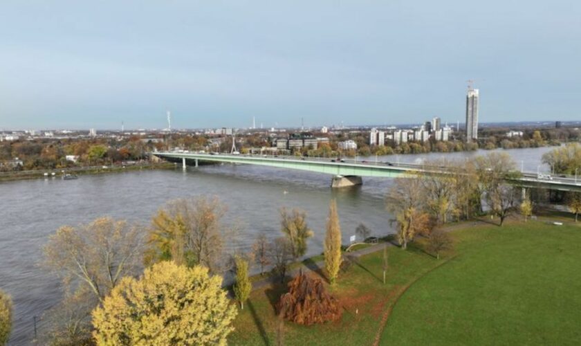 Bei der Auftragsvergabe für die Sanierung der Kölner Zoobrücke gab es eine illegale Absprache. Gegen die Baufirma Strabag wurde