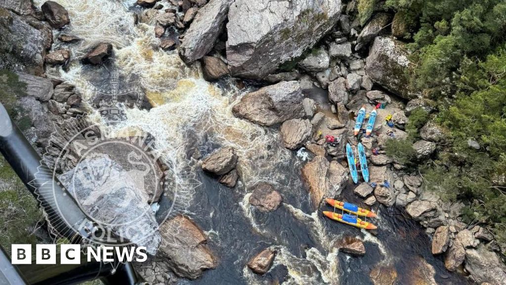 Kayaker's leg amputated in middle of river after 20-hour rescue