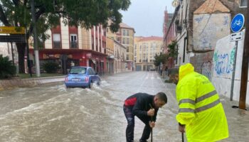 La DANA siembra el caos en Málaga y llega hoy a Sevilla, Huelva y Cádiz